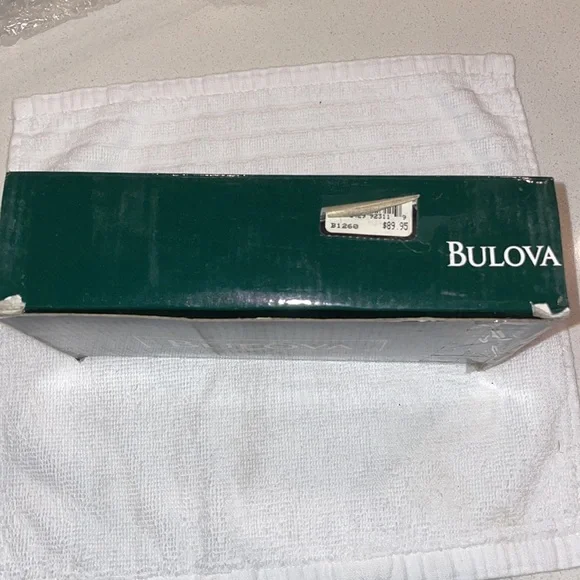 Bulova desk/table clock - Picture 9 of 10